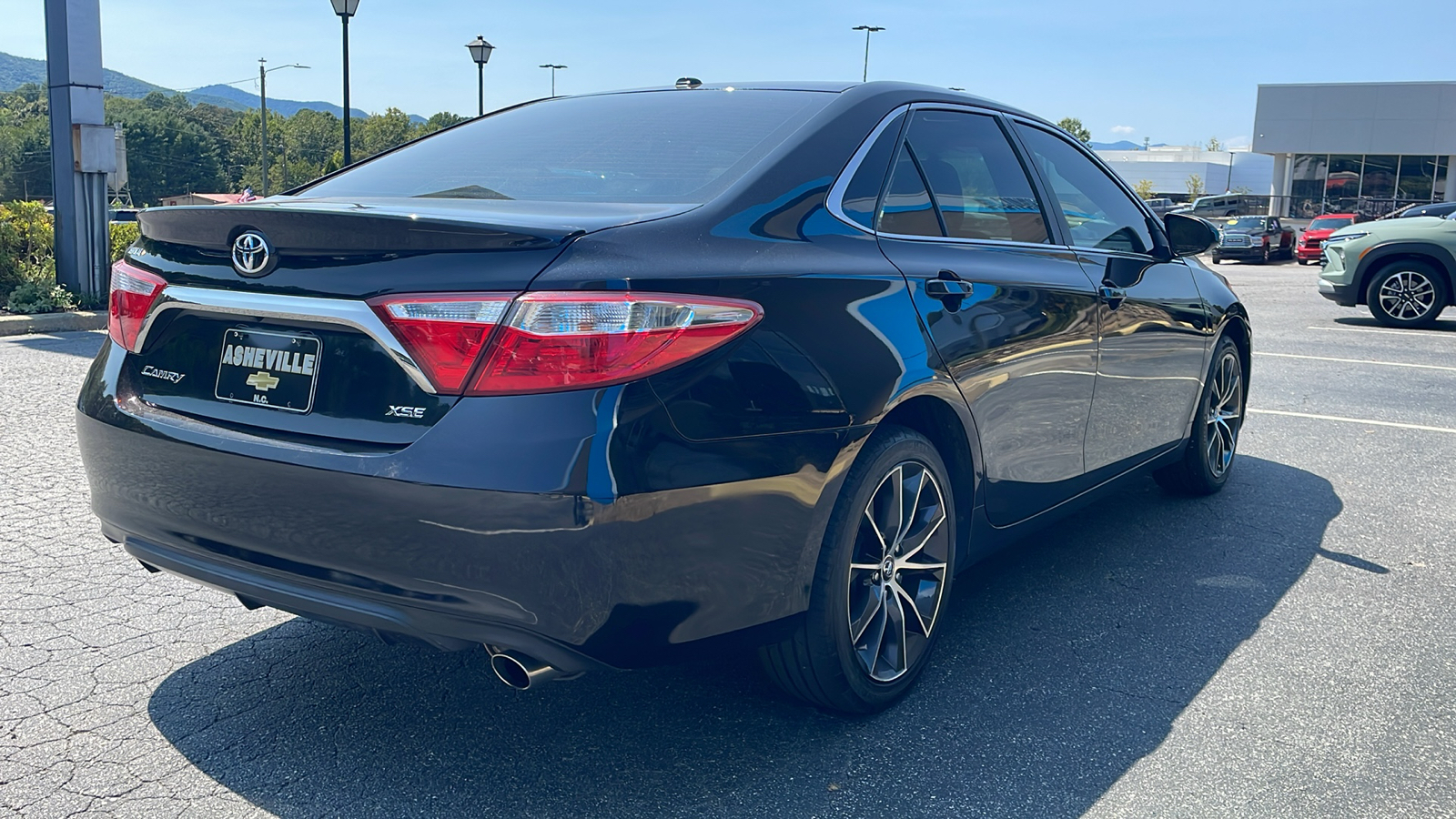 2015 Toyota Camry LE 8