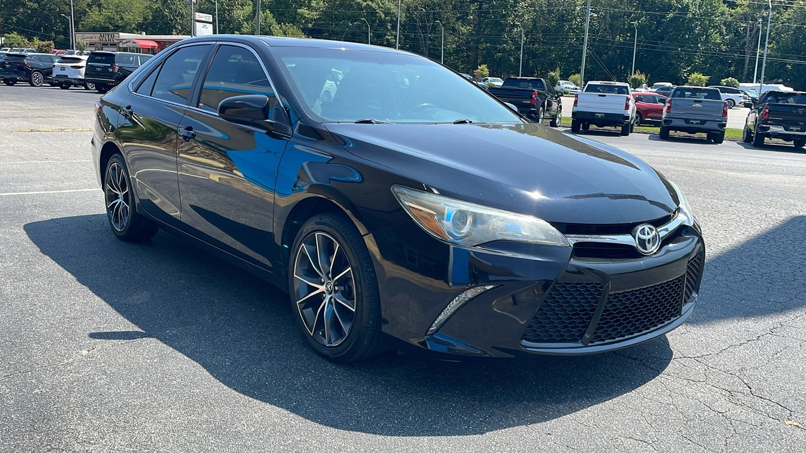 2015 Toyota Camry LE 11