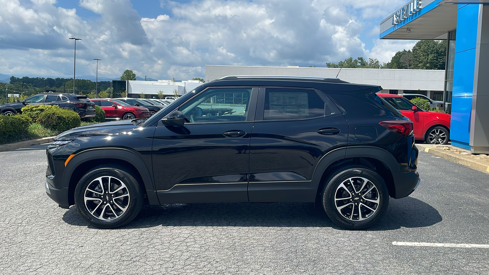 2025 Chevrolet TrailBlazer LT 3