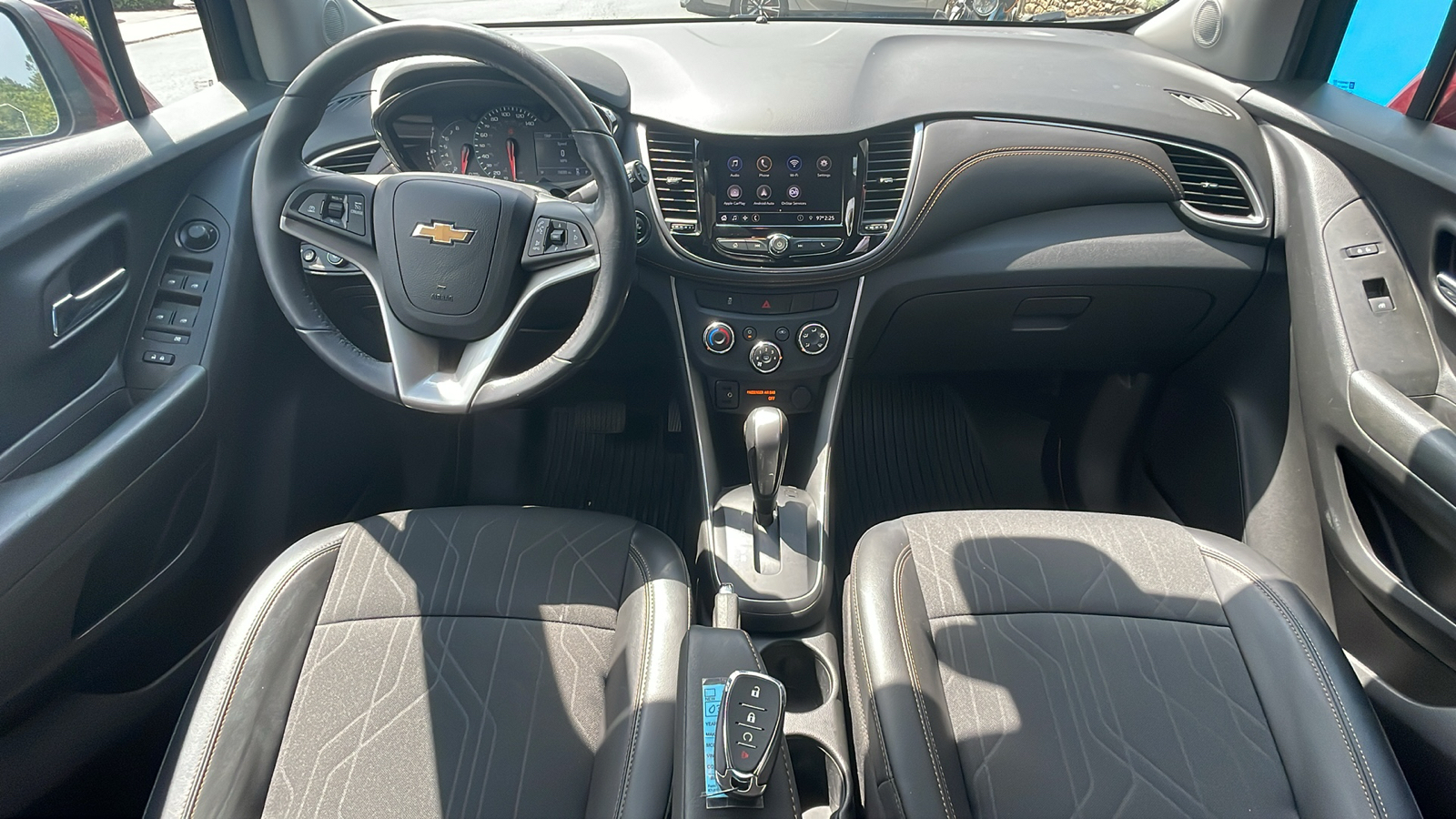 2022 Chevrolet Trax LT 33