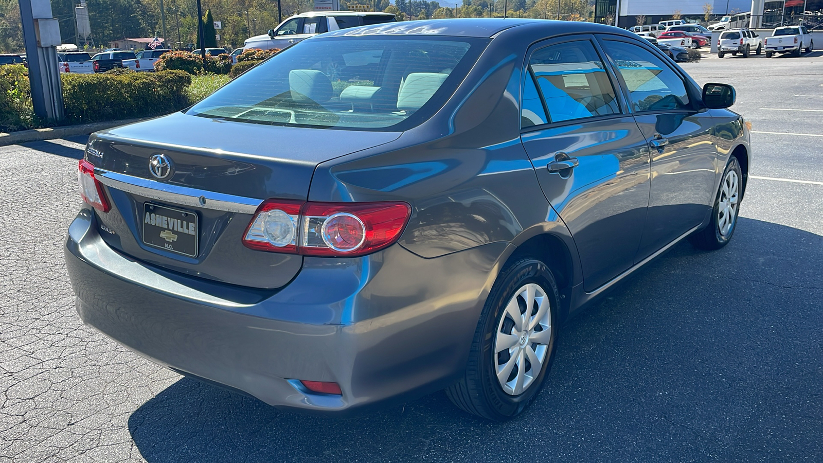 2013 Toyota Corolla L 9