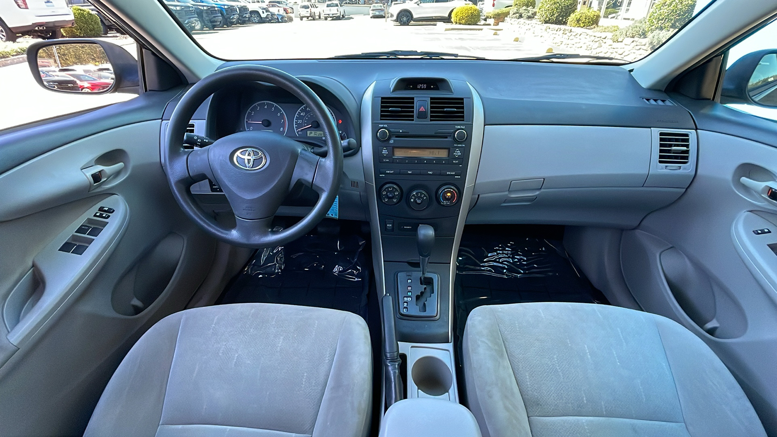 2013 Toyota Corolla L 34