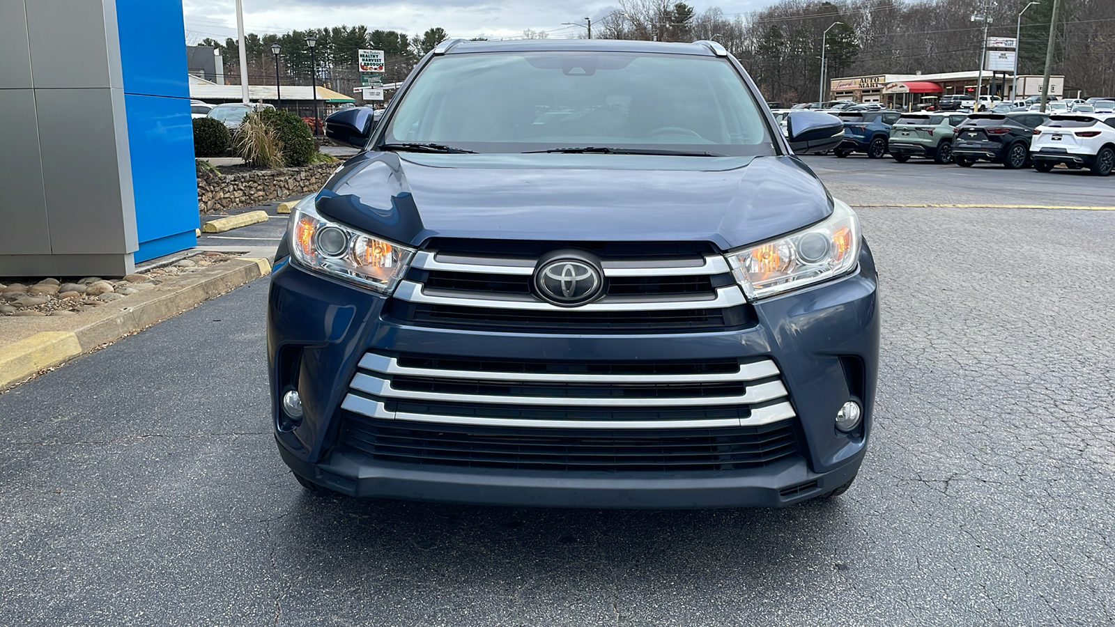 2018 Toyota Highlander XLE 2