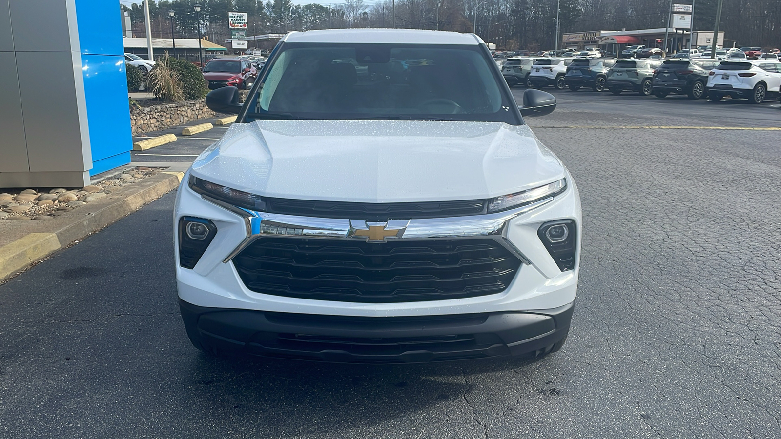 2025 Chevrolet TrailBlazer LS 2