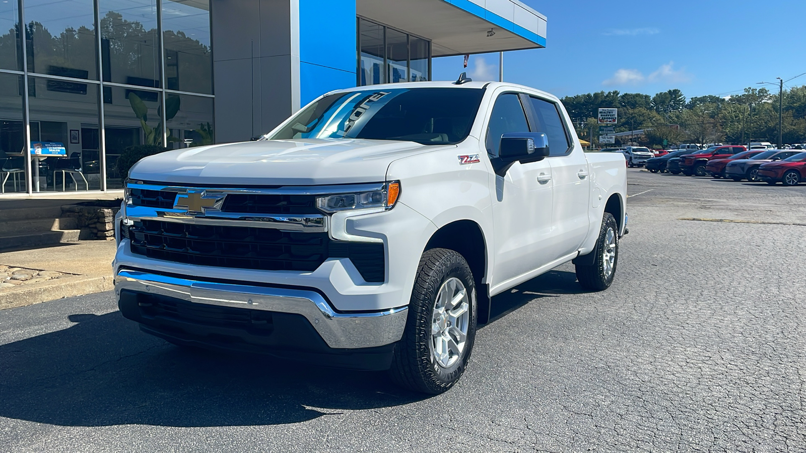 2025 Chevrolet Silverado 1500 LT 1