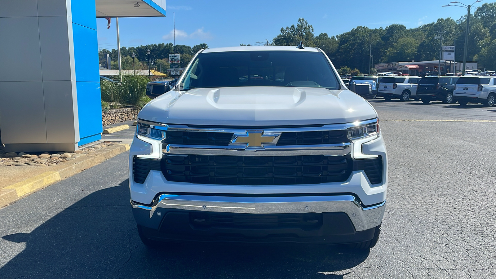 2025 Chevrolet Silverado 1500 LT 2