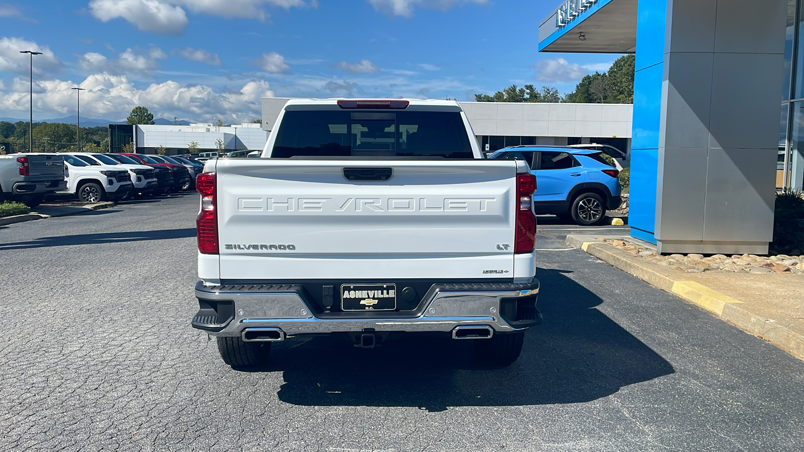 2025 Chevrolet Silverado 1500 LT 6