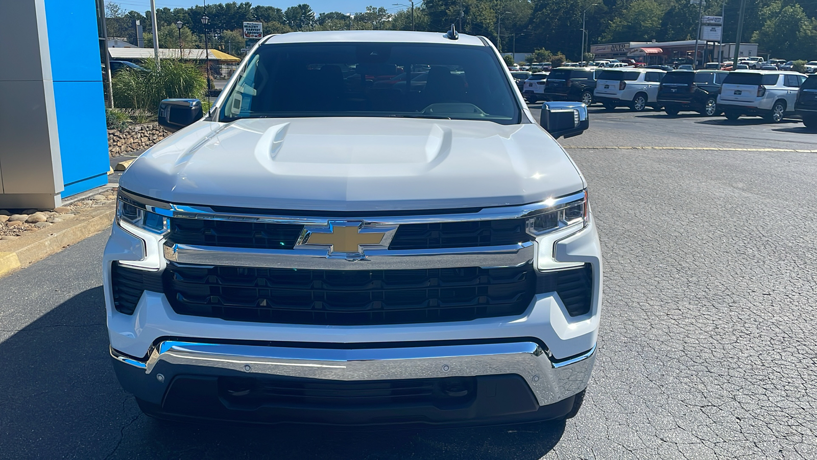 2025 Chevrolet Silverado 1500 LT 12