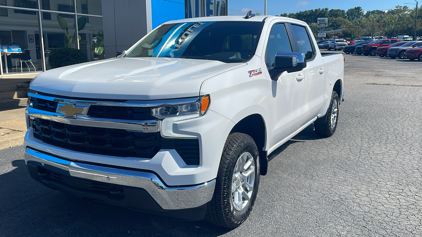 2025 Chevrolet Silverado 1500 LT 13