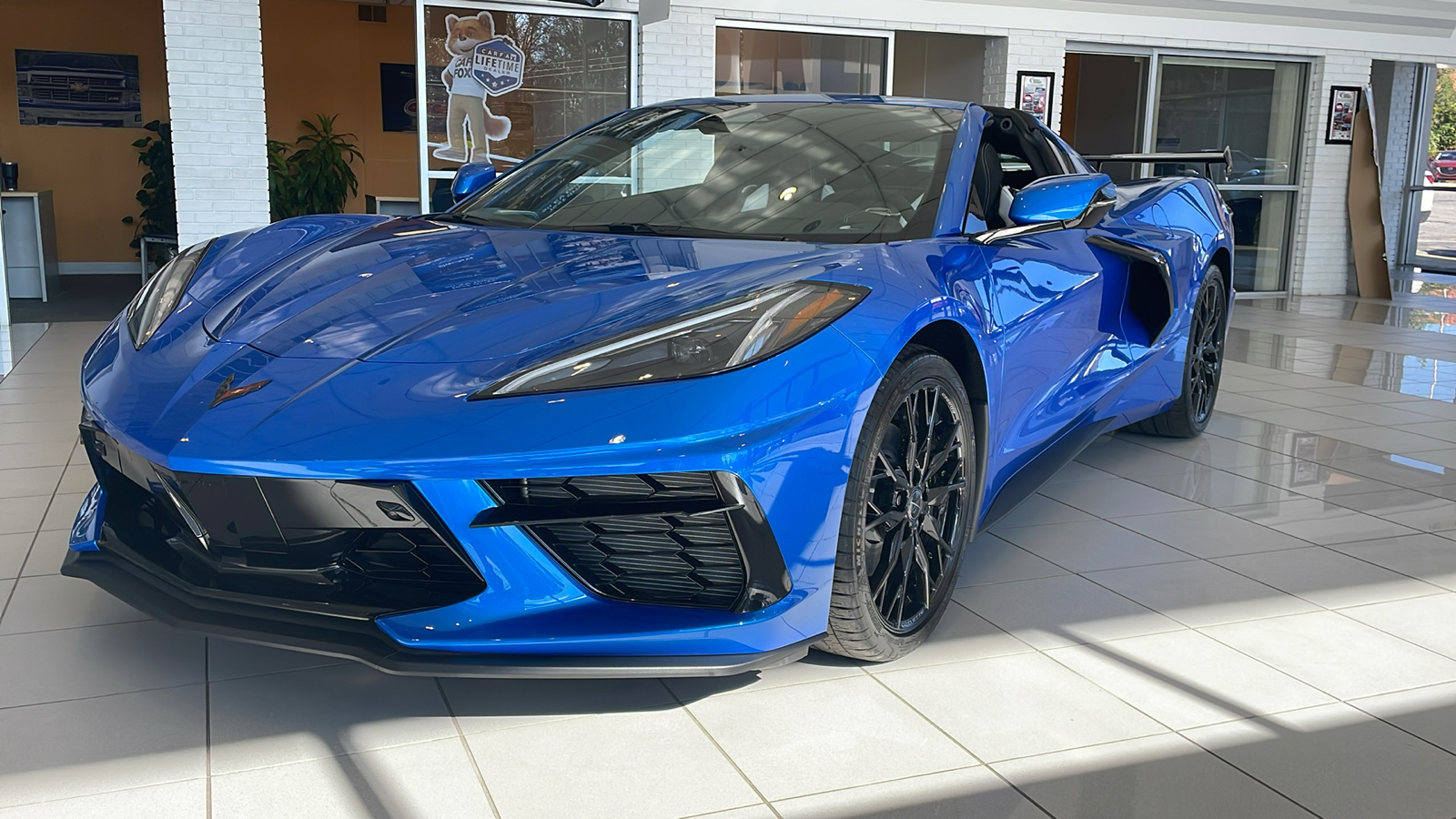 2025 Chevrolet Corvette Stingray 1