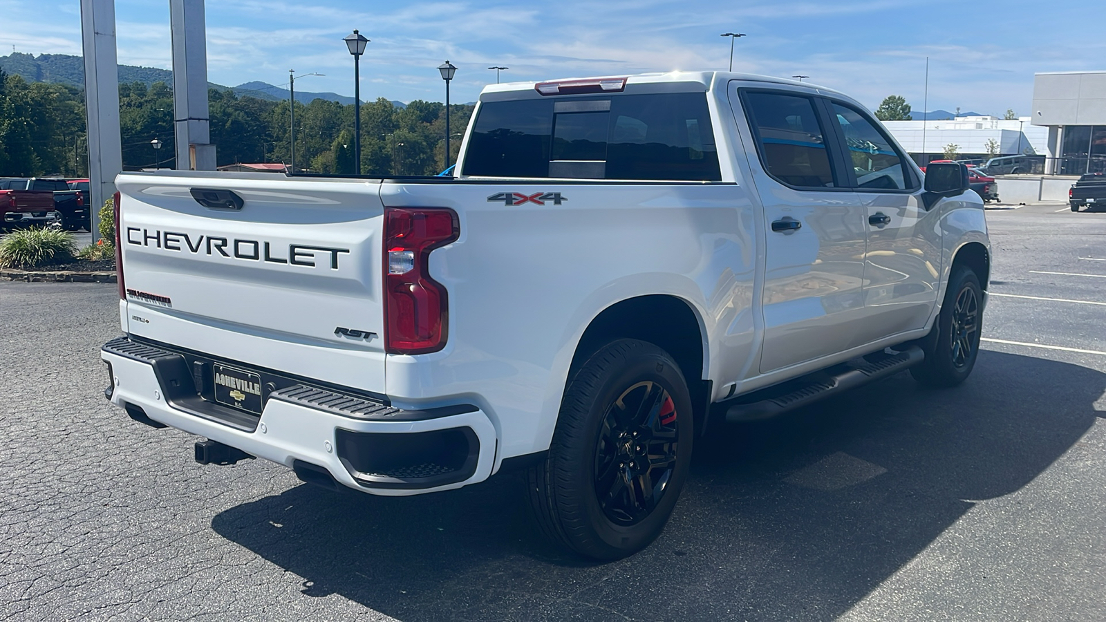 2025 Chevrolet Silverado 1500 RST 8