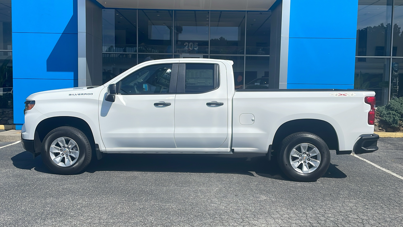 2025 Chevrolet Silverado 1500 WT 4