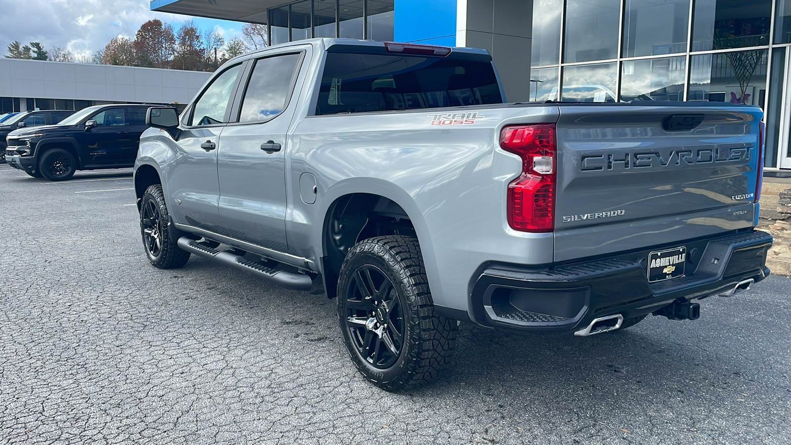 2025 Chevrolet Silverado 1500 Custom Trail Boss 5