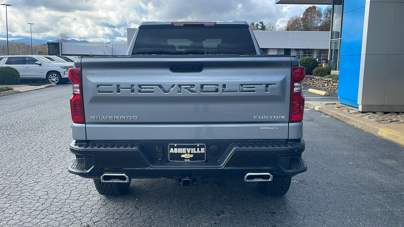 2025 Chevrolet Silverado 1500 Custom Trail Boss 6