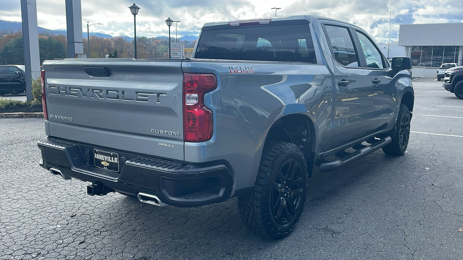 2025 Chevrolet Silverado 1500 Custom Trail Boss 8