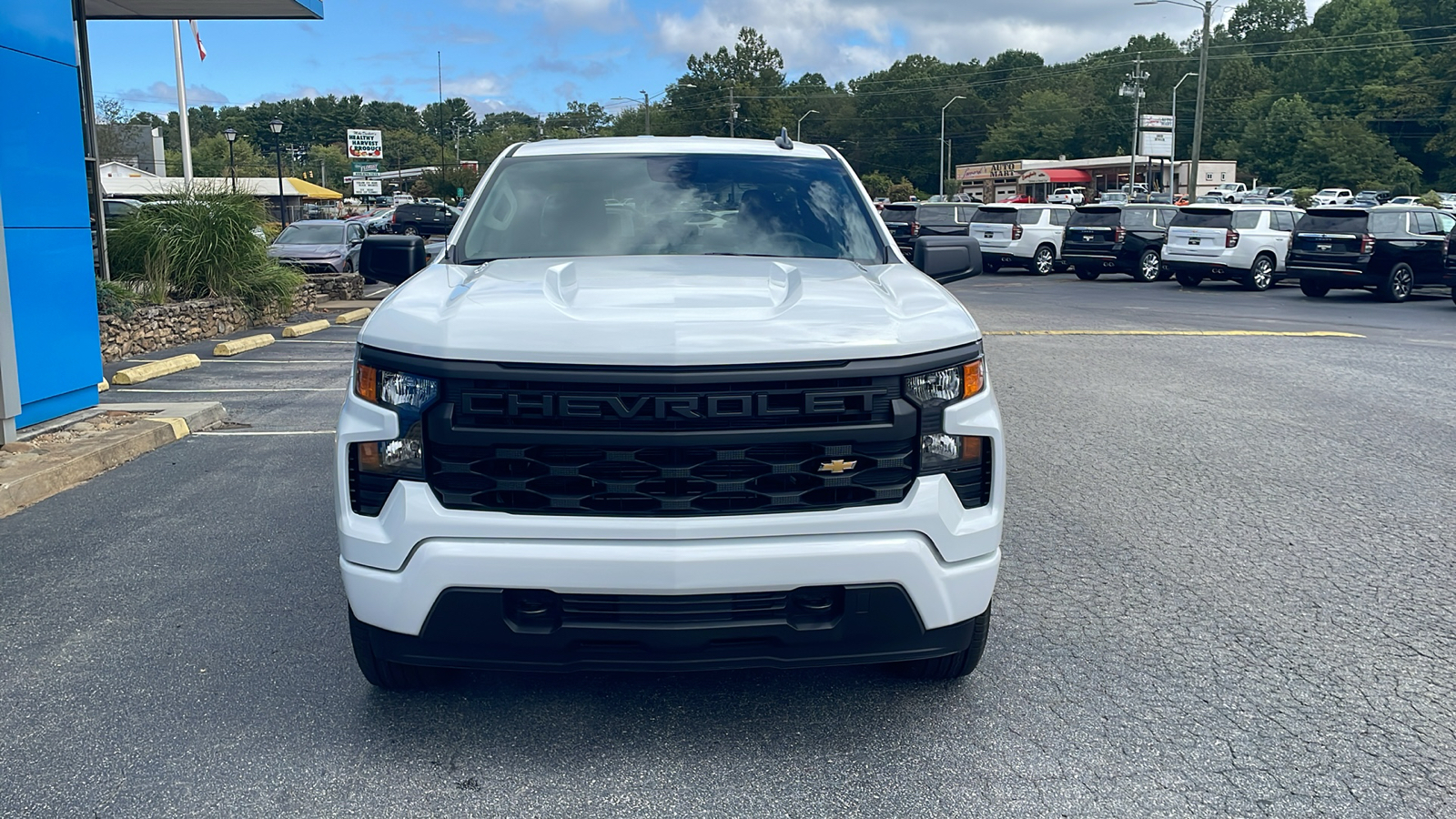 2025 Chevrolet Silverado 1500 Custom 2