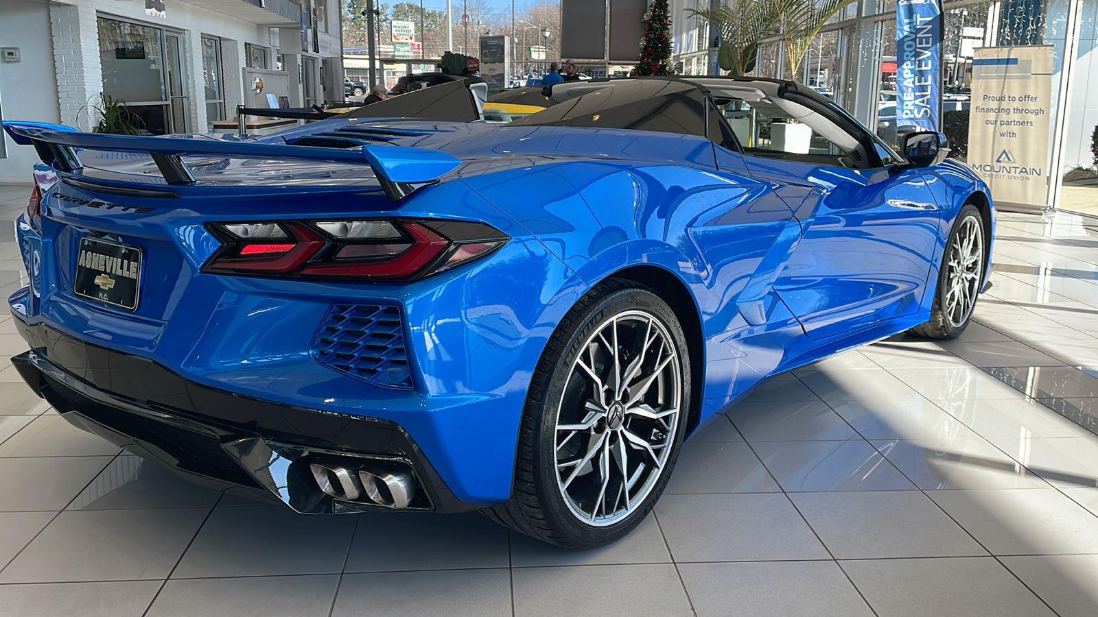 2025 Chevrolet Corvette Stingray 6