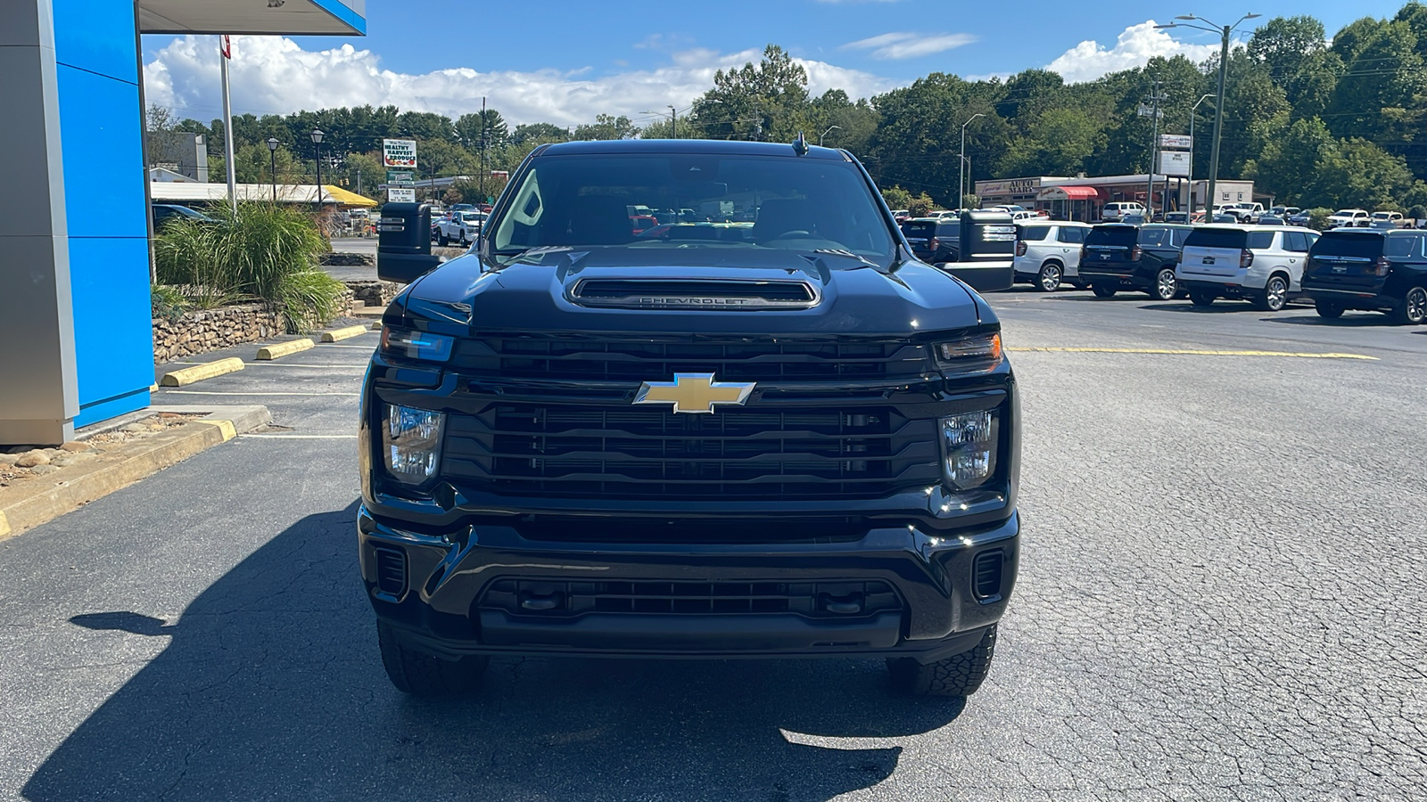 2025 Chevrolet Silverado 2500HD Custom 2