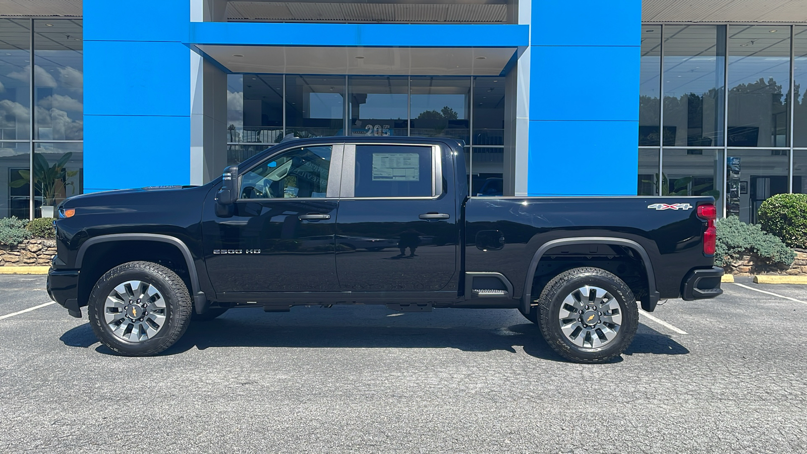 2025 Chevrolet Silverado 2500HD Custom 4