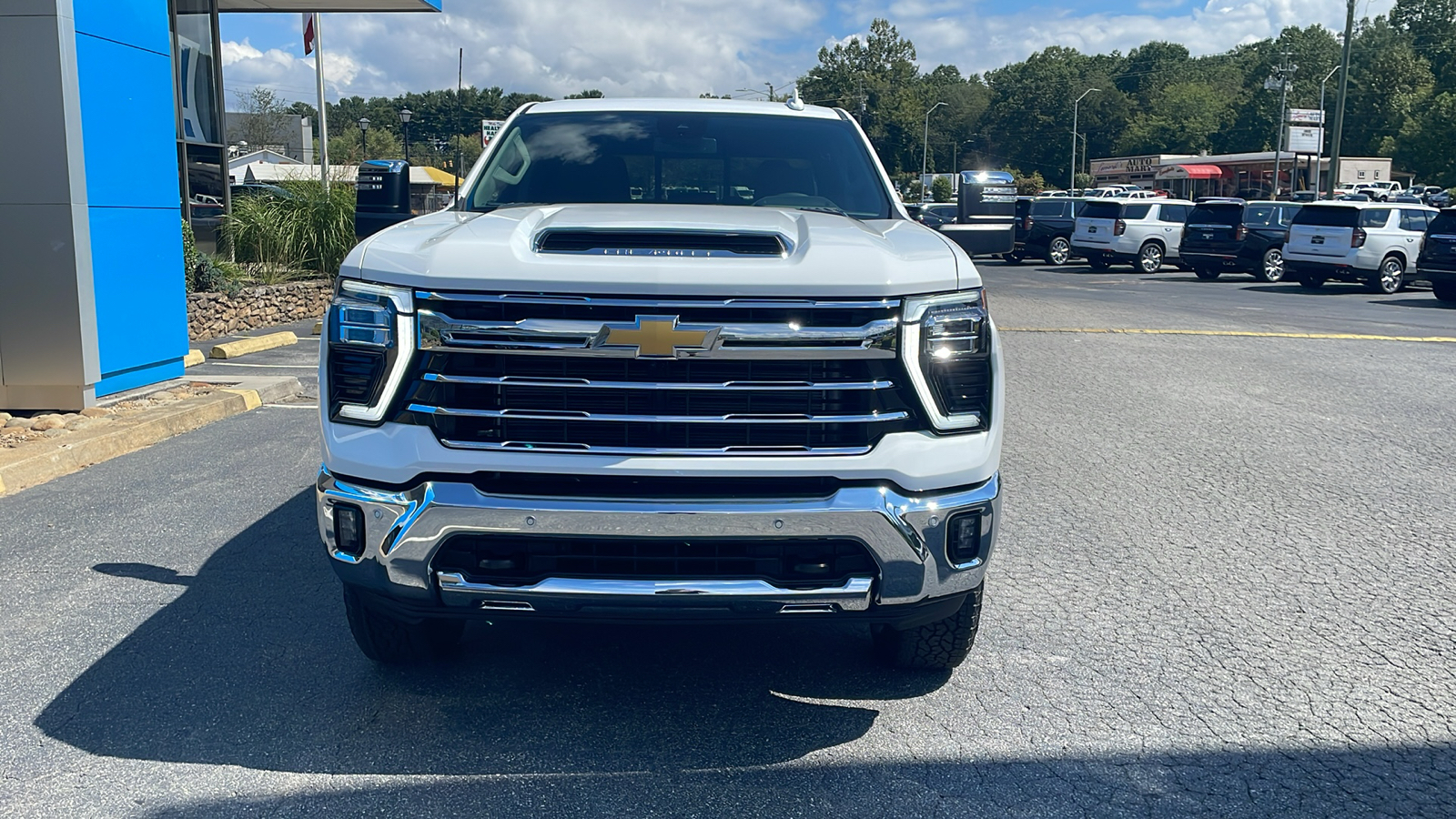 2025 Chevrolet Silverado 2500HD LTZ 2