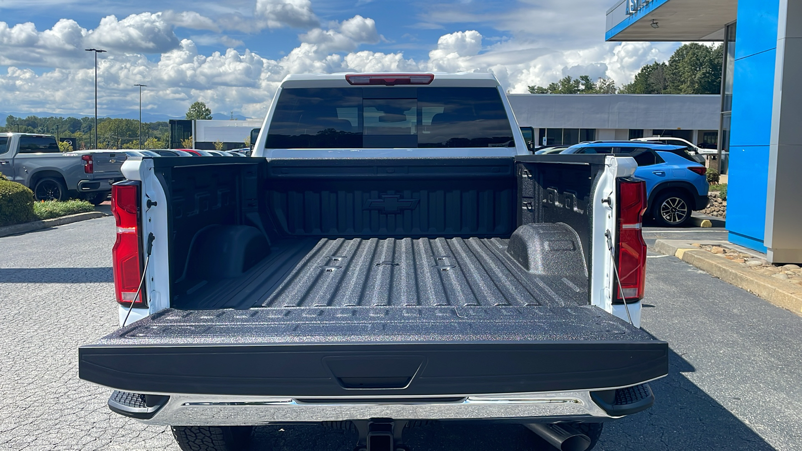 2025 Chevrolet Silverado 2500HD LTZ 7