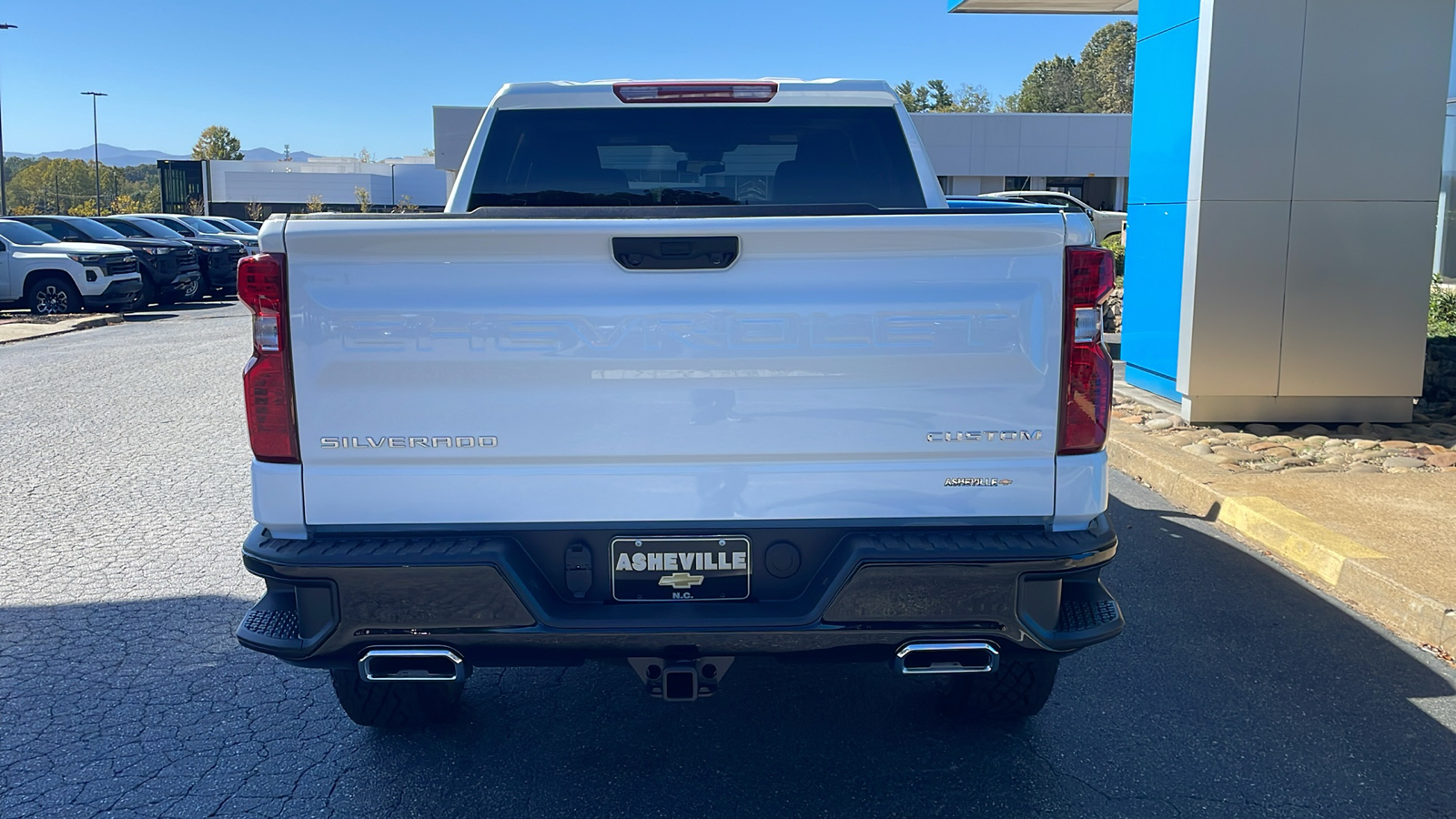 2025 Chevrolet Silverado 1500 Custom Trail Boss 6