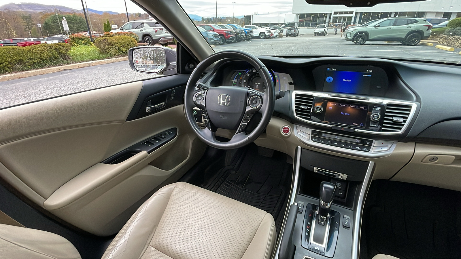 2015 Honda Accord Hybrid EX-L 31