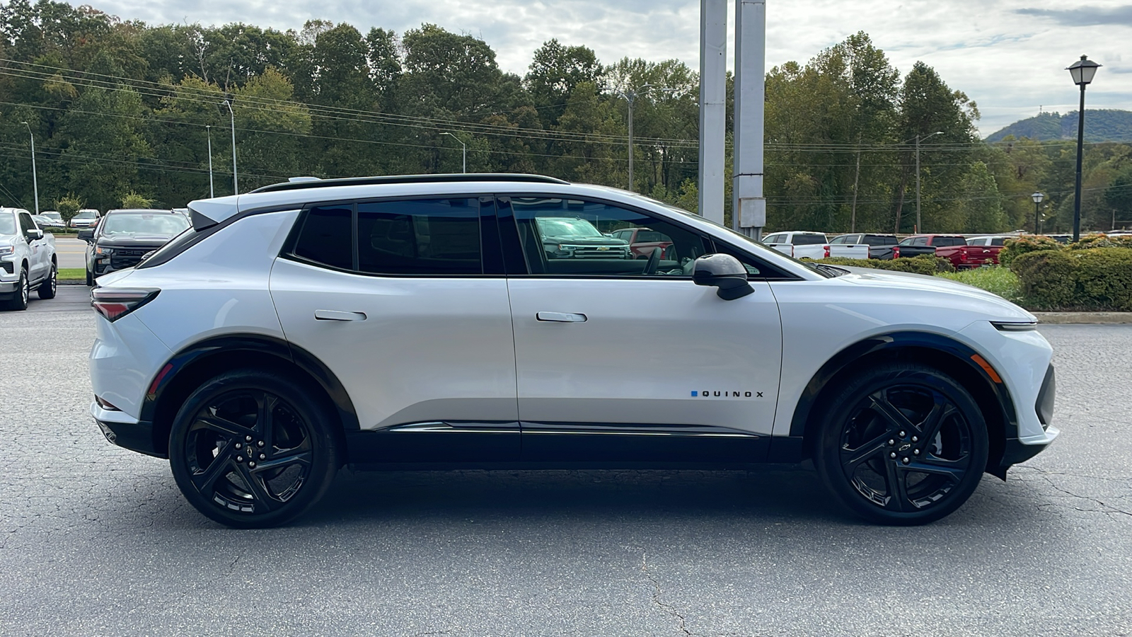 2025 Chevrolet Equinox EV RS 10