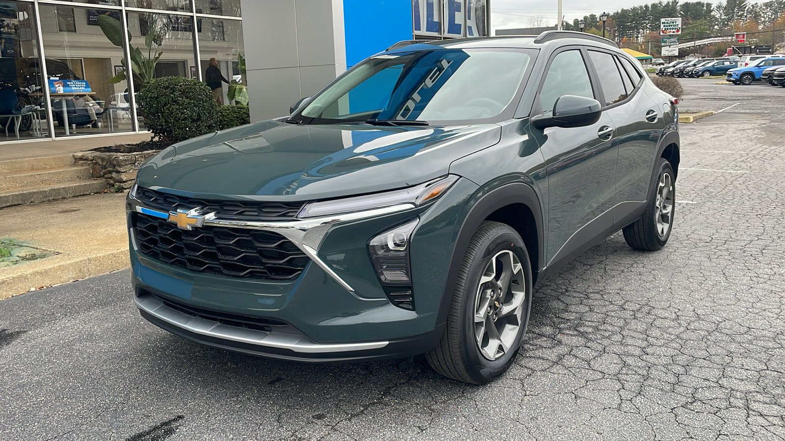 2025 Chevrolet Trax LT 1