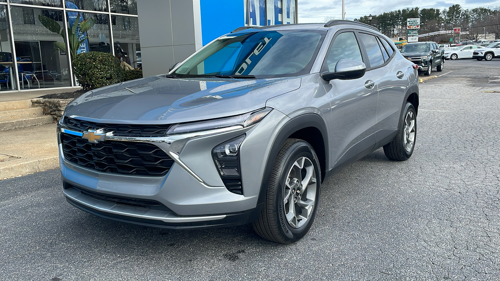 2024 Chevrolet Trax LT 1