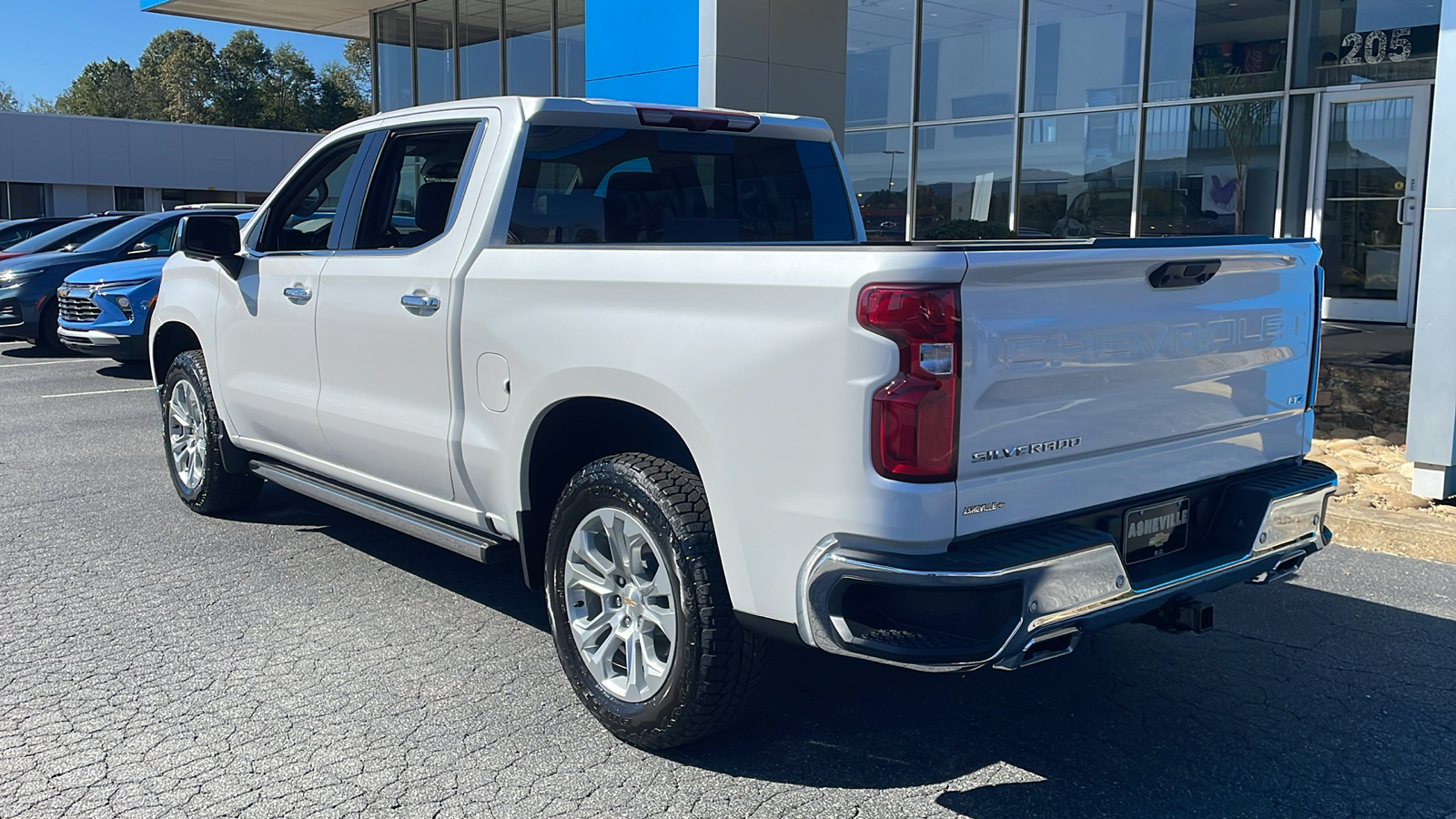 2025 Chevrolet Silverado 1500 LTZ 5