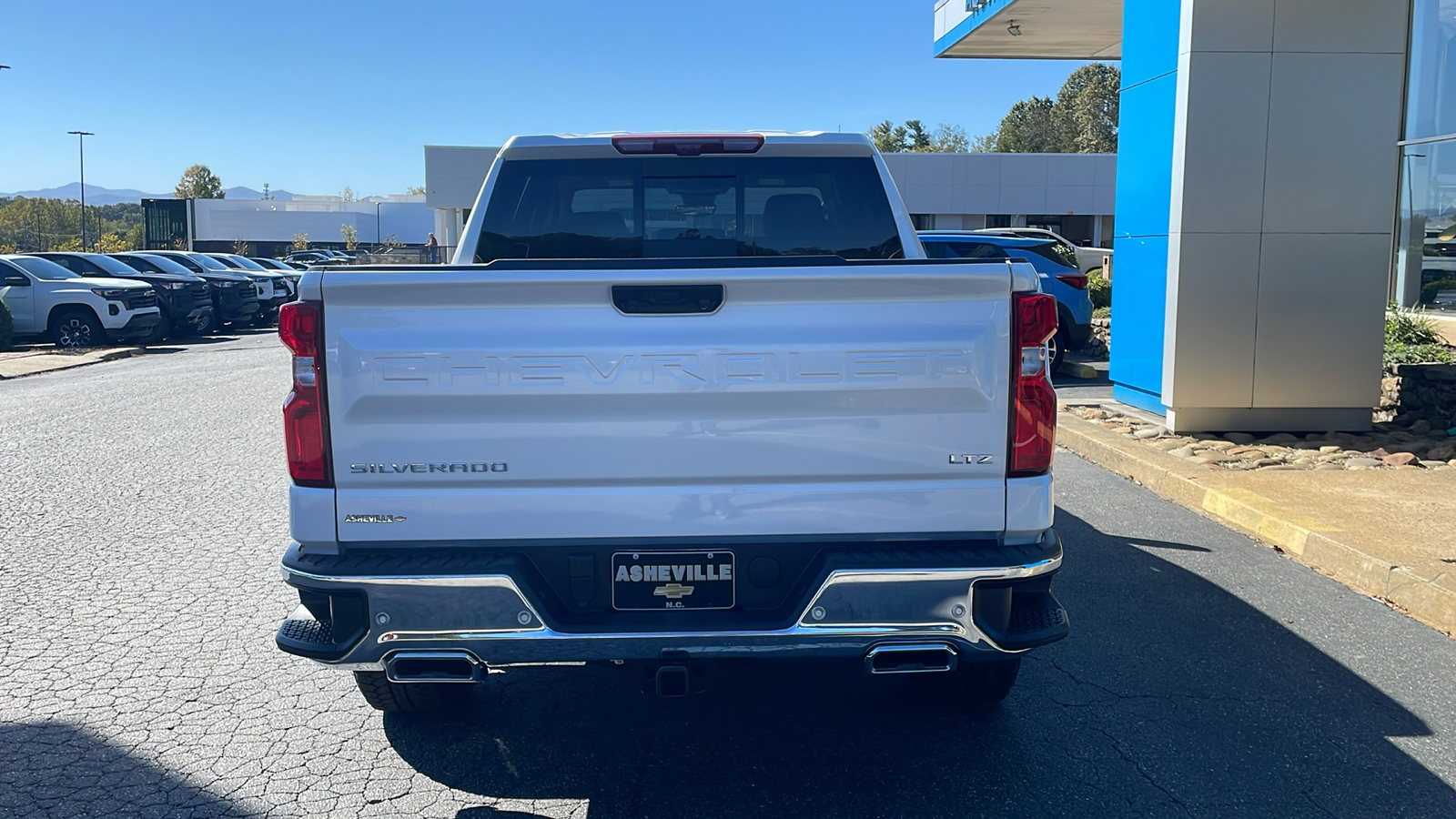 2025 Chevrolet Silverado 1500 LTZ 6