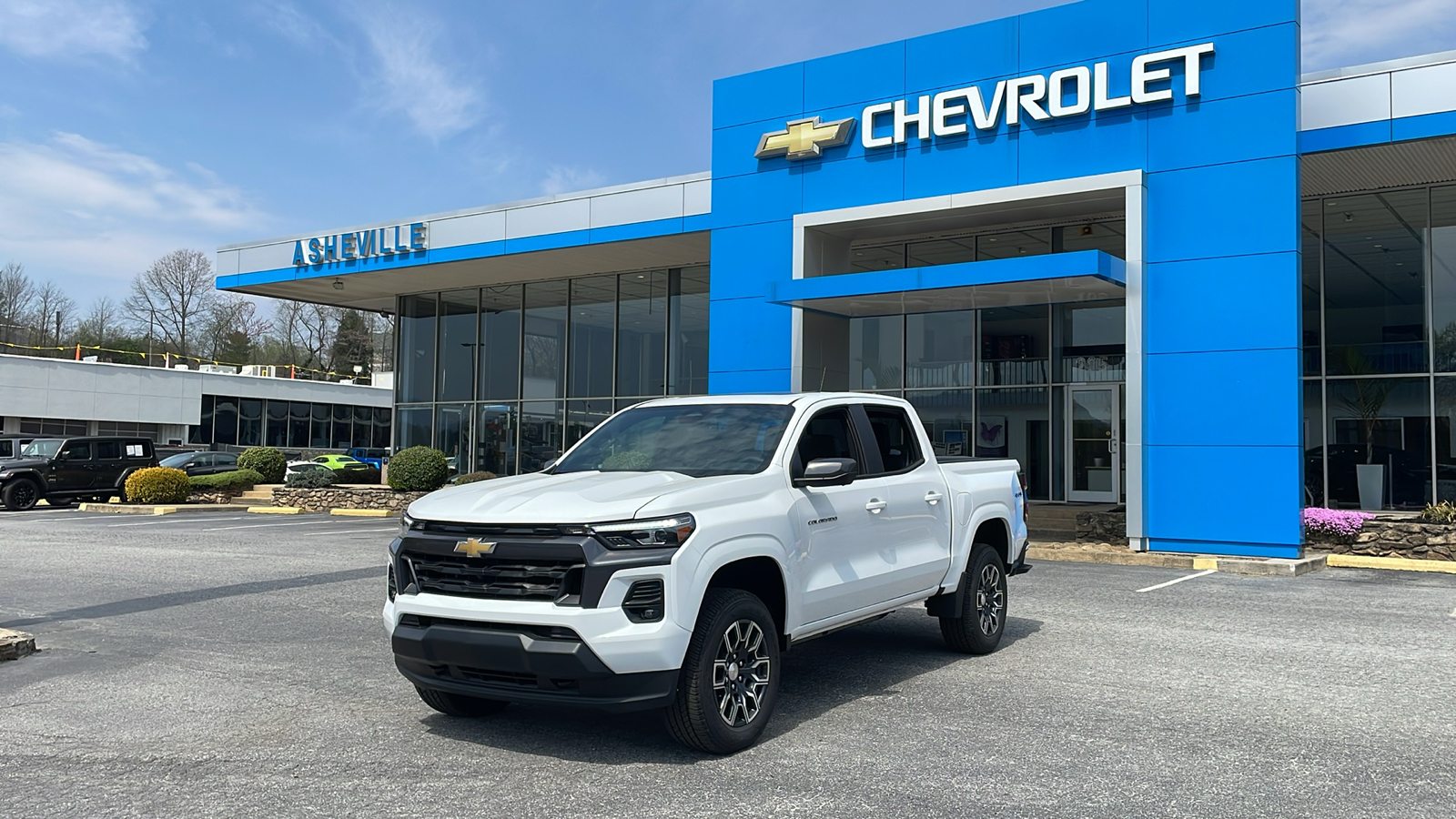 2024 Chevrolet Colorado LT 2