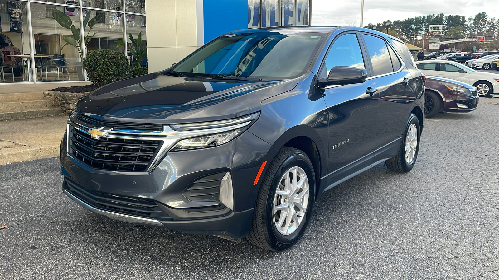 2023 Chevrolet Equinox LT 1