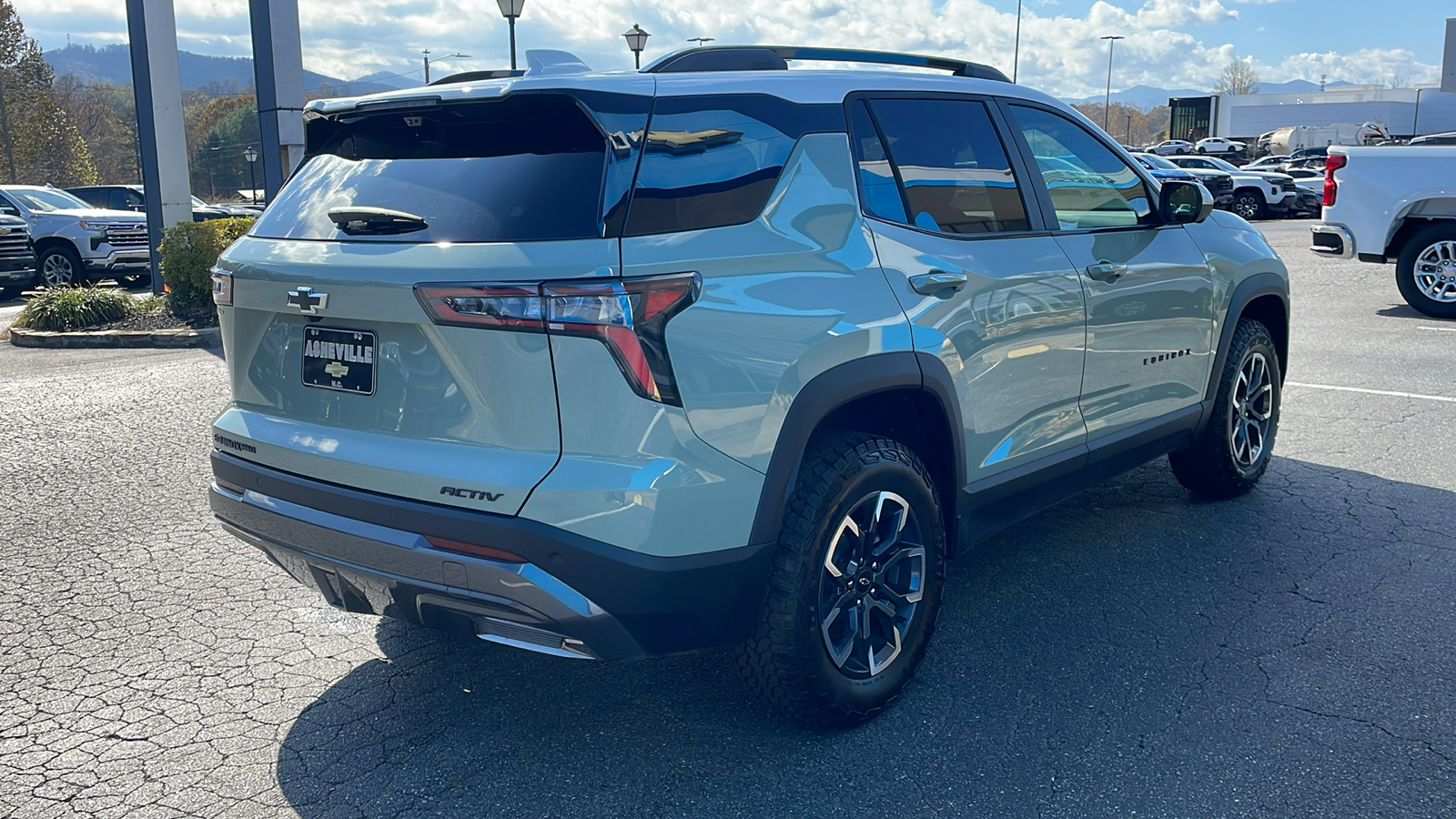 2025 Chevrolet Equinox ACTIV 9