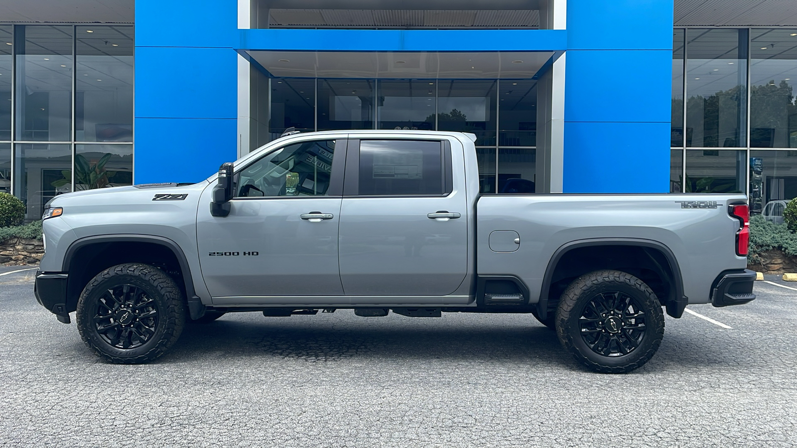 2025 Chevrolet Silverado 2500HD LT 4