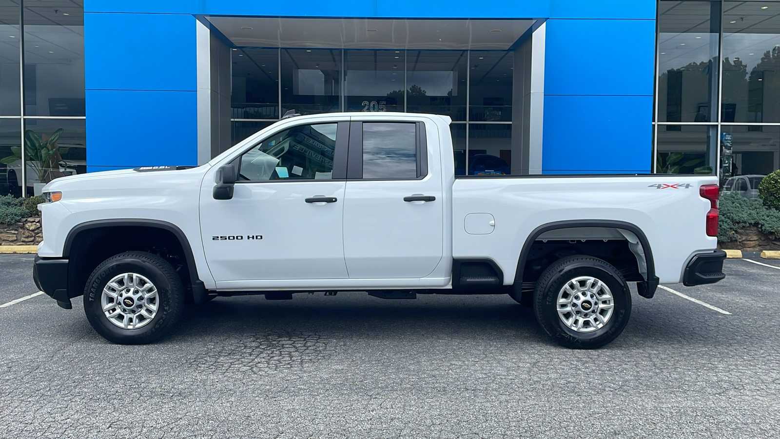 2025 Chevrolet Silverado 2500HD Work Truck 4