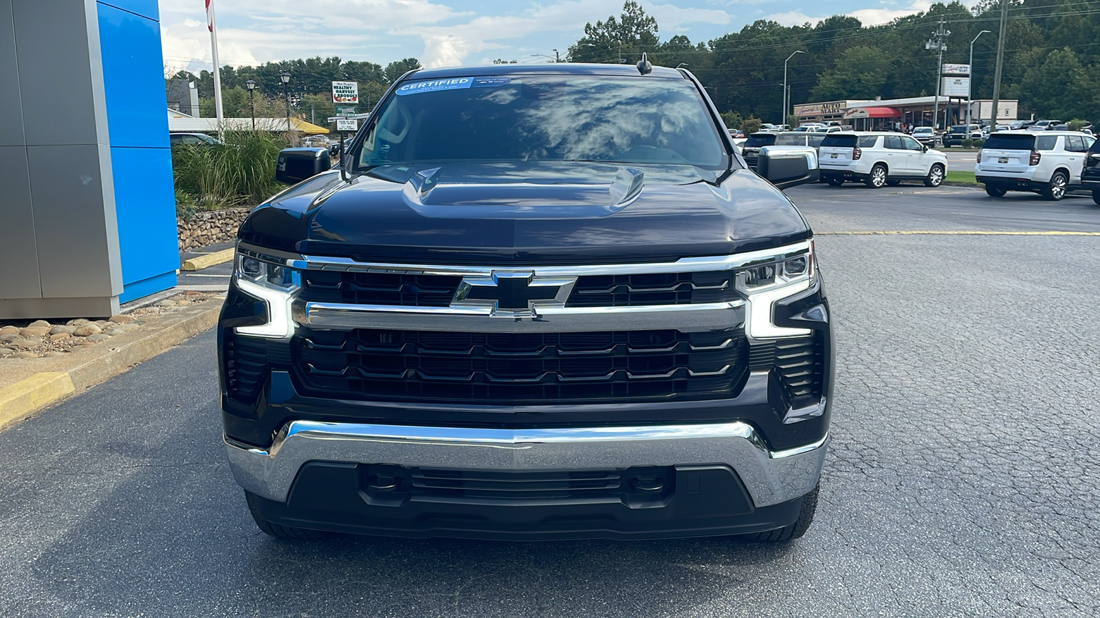 2022 Chevrolet Silverado 1500 LT 2