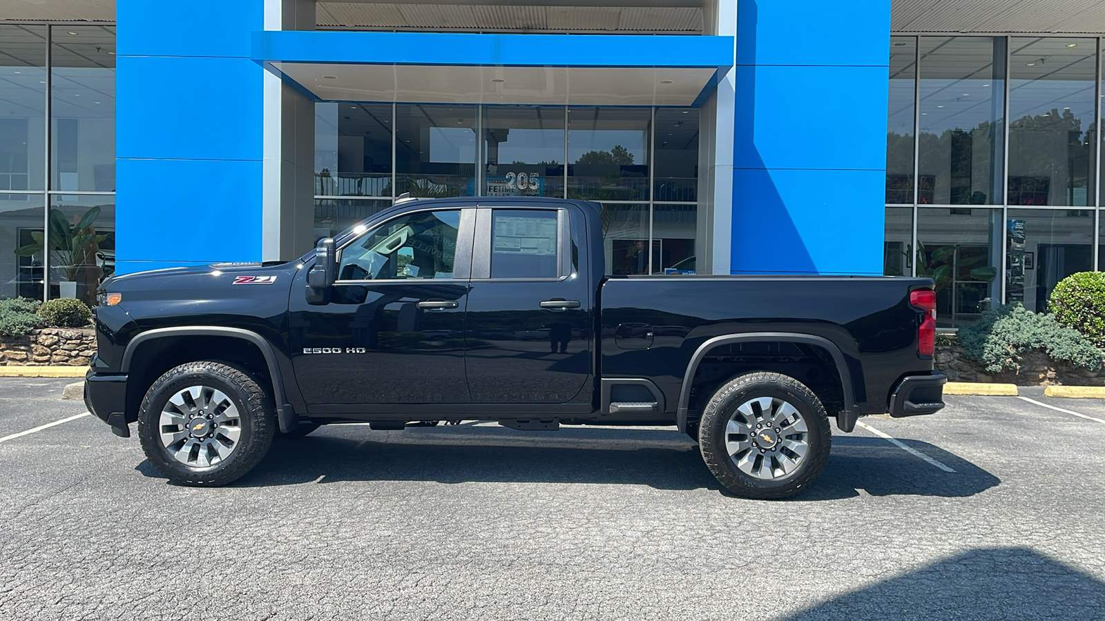 2025 Chevrolet Silverado 2500HD Custom 4