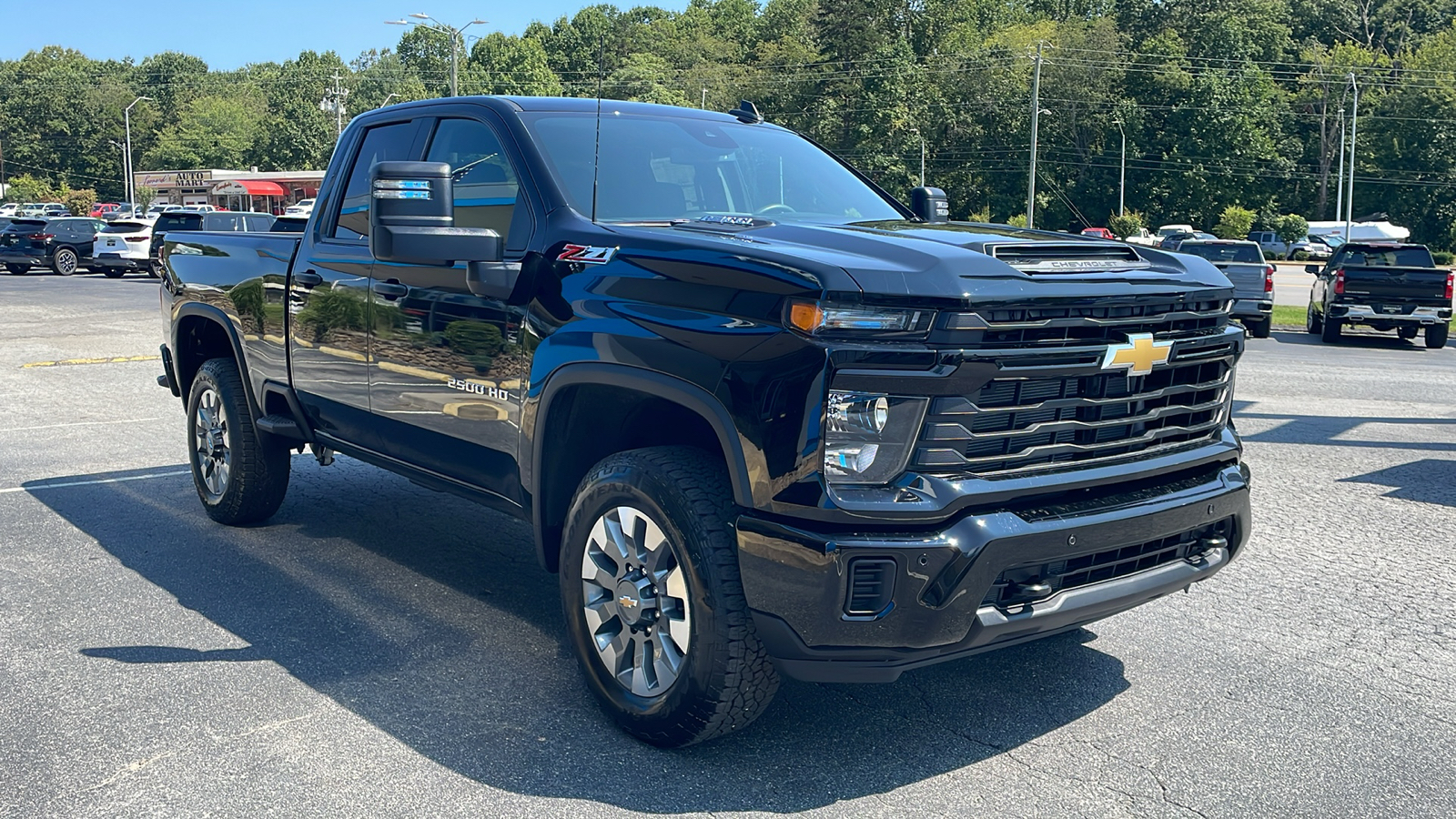 2025 Chevrolet Silverado 2500HD Custom 11