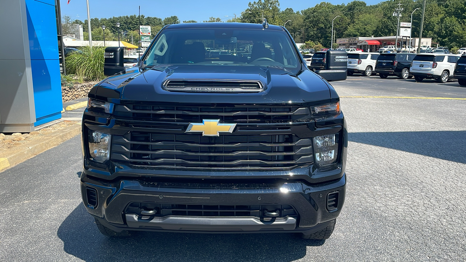 2025 Chevrolet Silverado 2500HD Custom 12