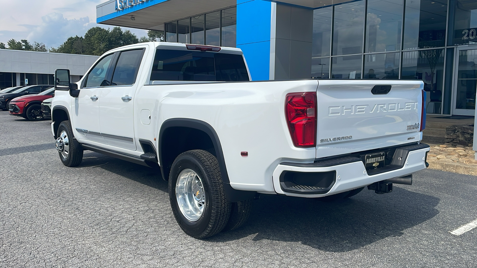 2025 Chevrolet Silverado 3500HD High Country 5