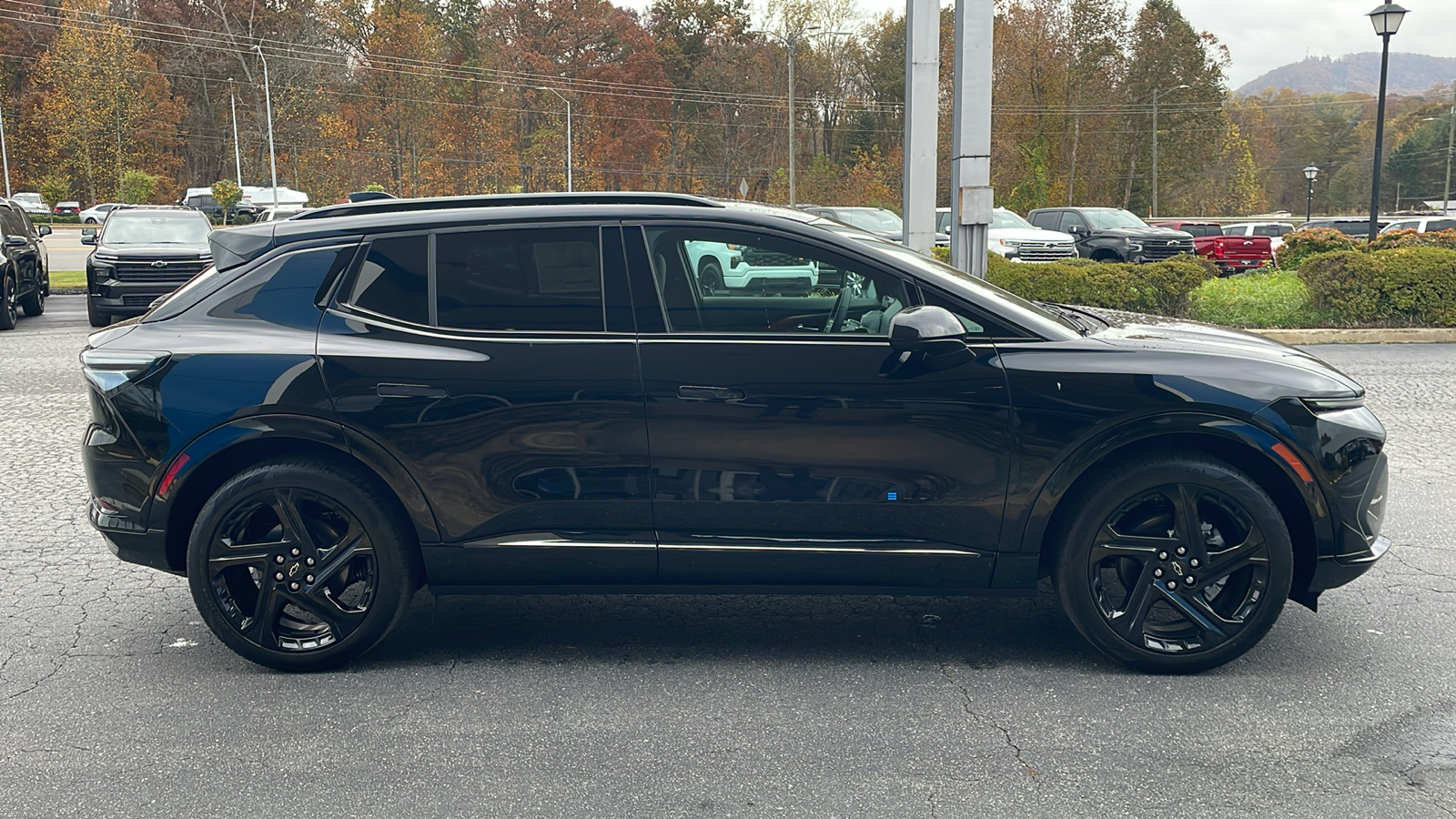 2025 Chevrolet Equinox EV RS 10