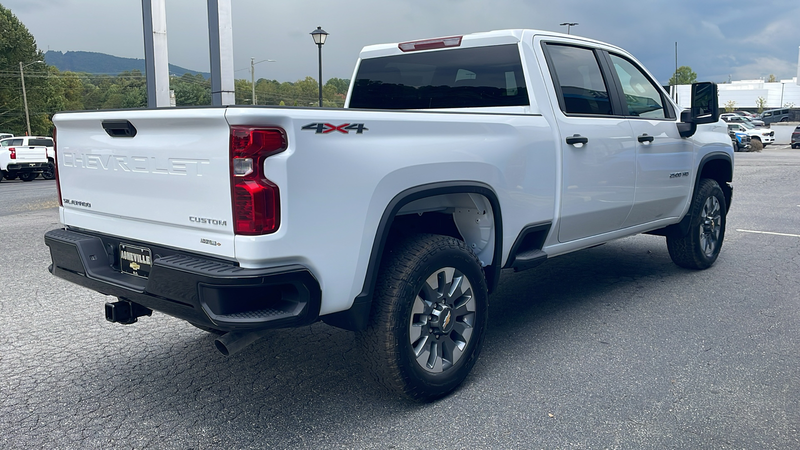 2025 Chevrolet Silverado 2500HD Custom 8