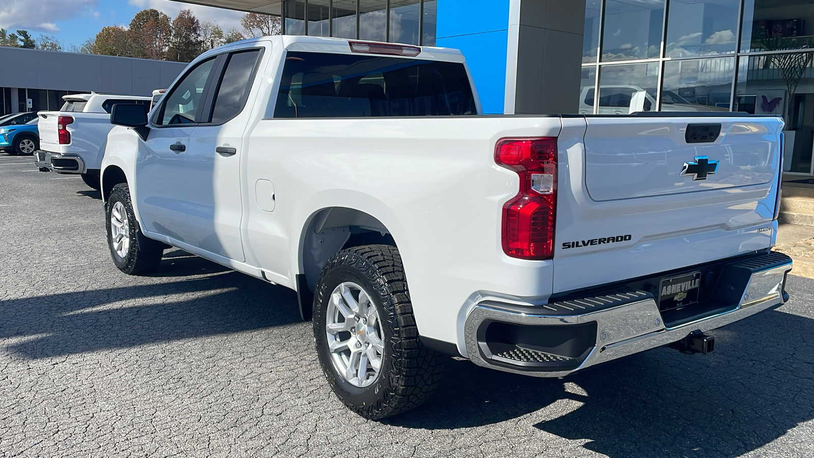 2025 Chevrolet Silverado 1500 WT 5