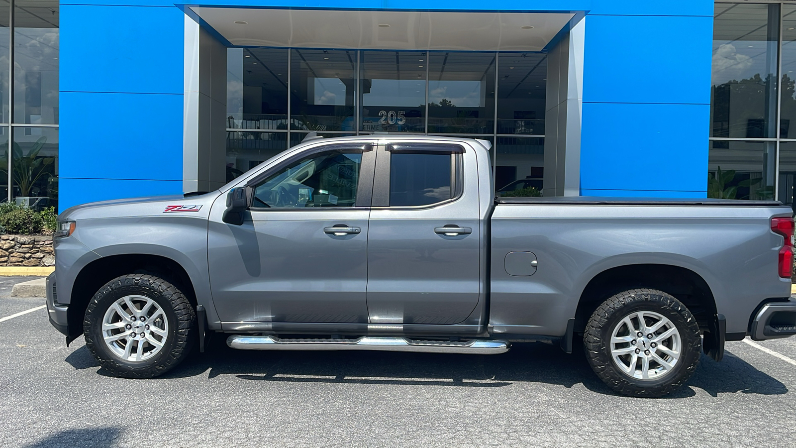 2020 Chevrolet Silverado 1500 RST 4