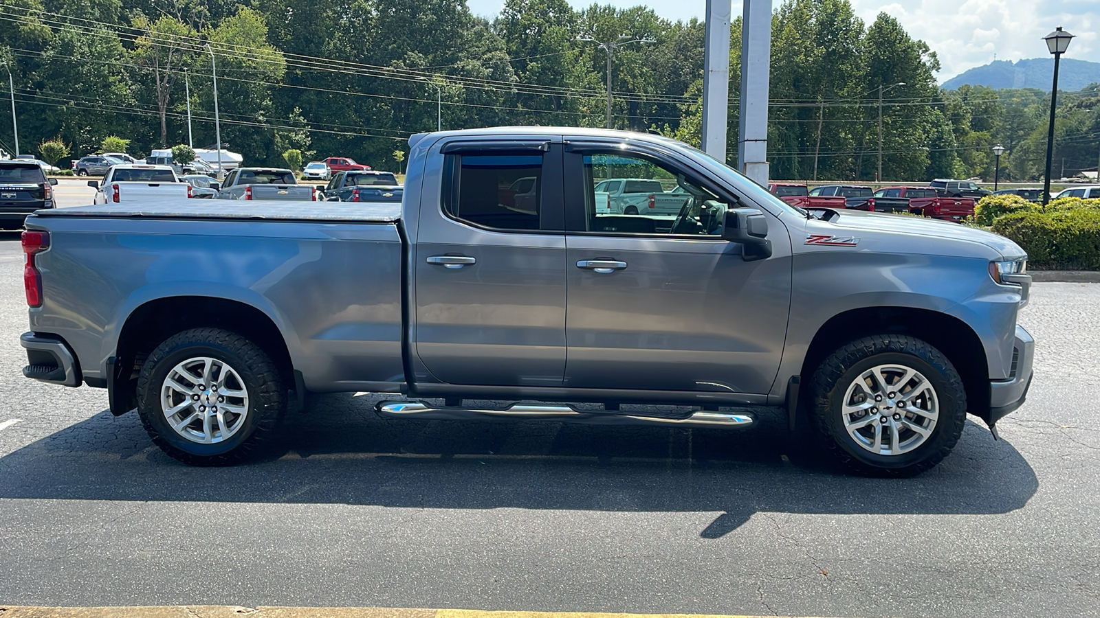 2020 Chevrolet Silverado 1500 RST 9