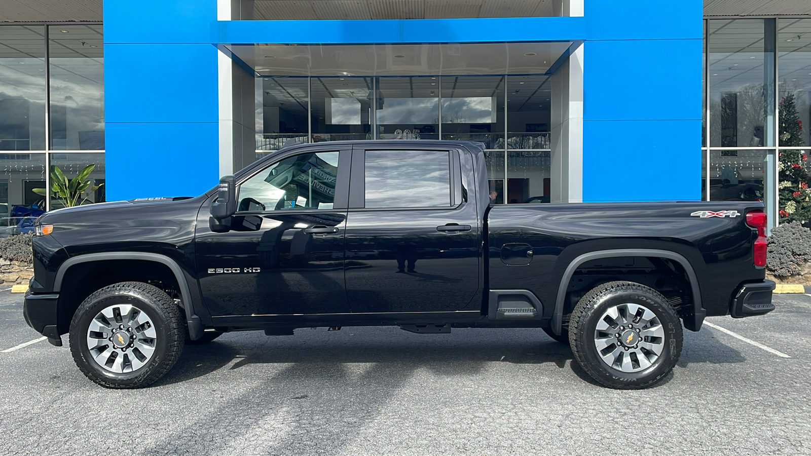 2025 Chevrolet Silverado 2500HD Custom 4