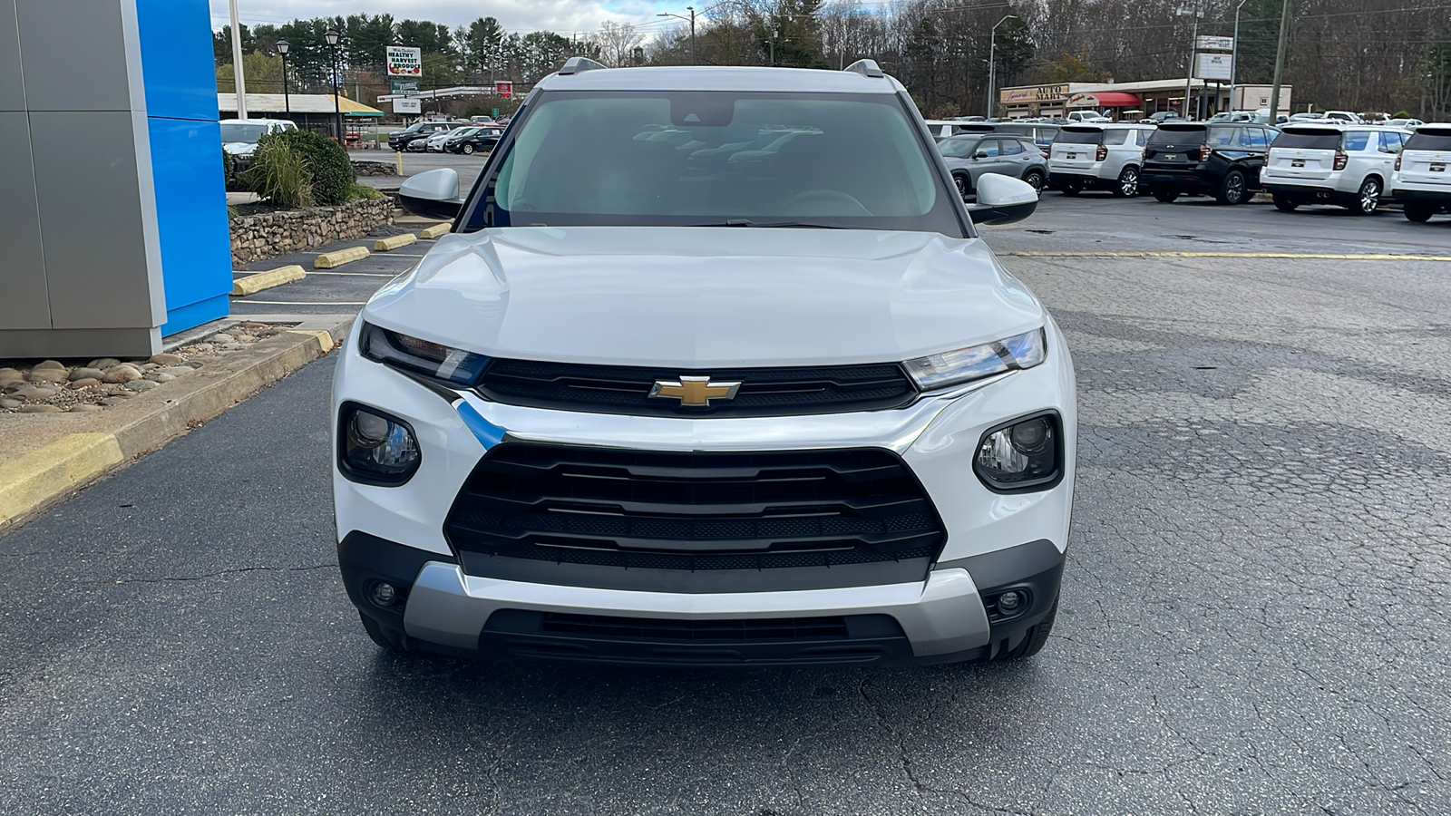 2023 Chevrolet TrailBlazer LT 2