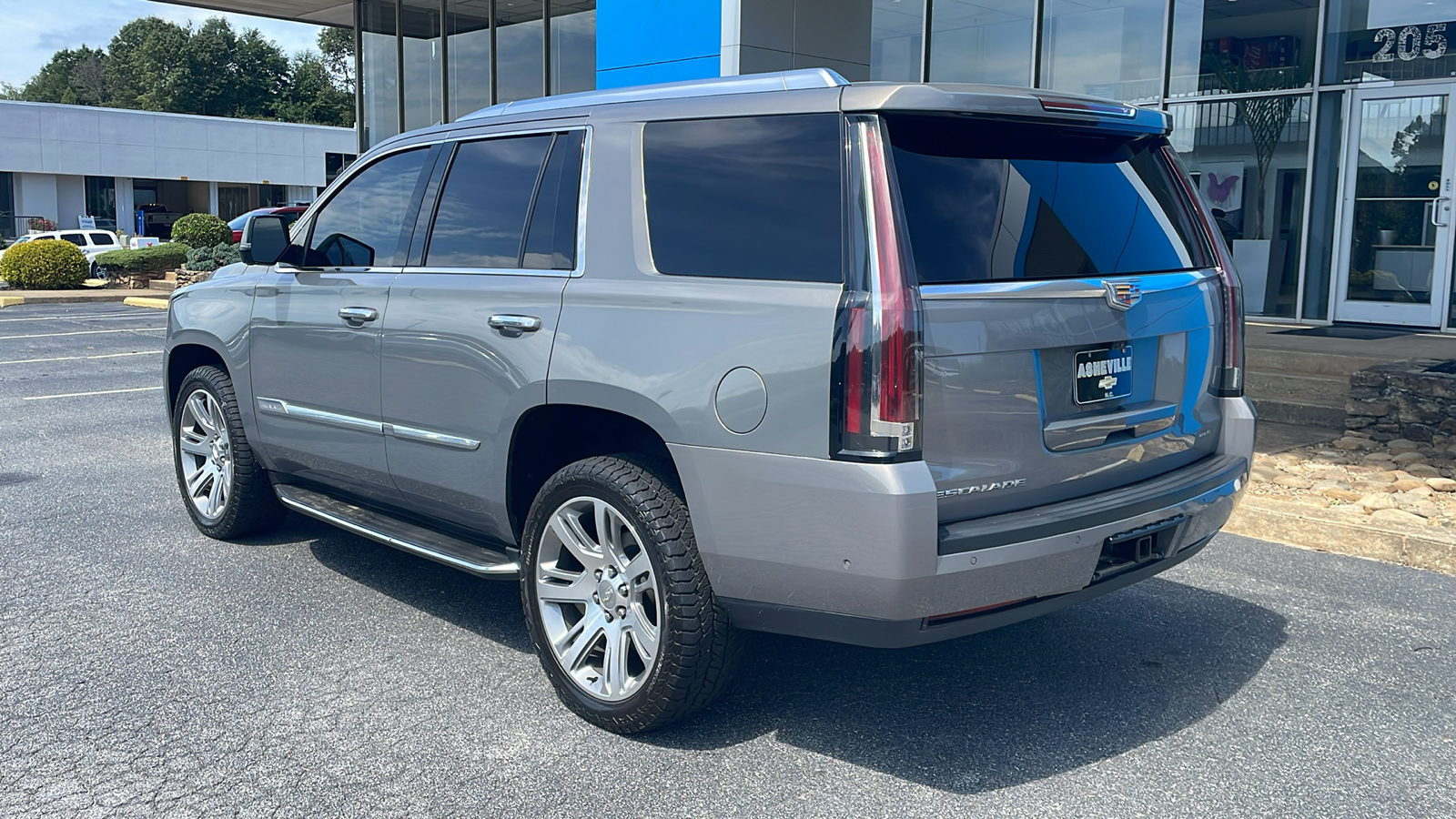 2017 Cadillac Escalade Luxury 5